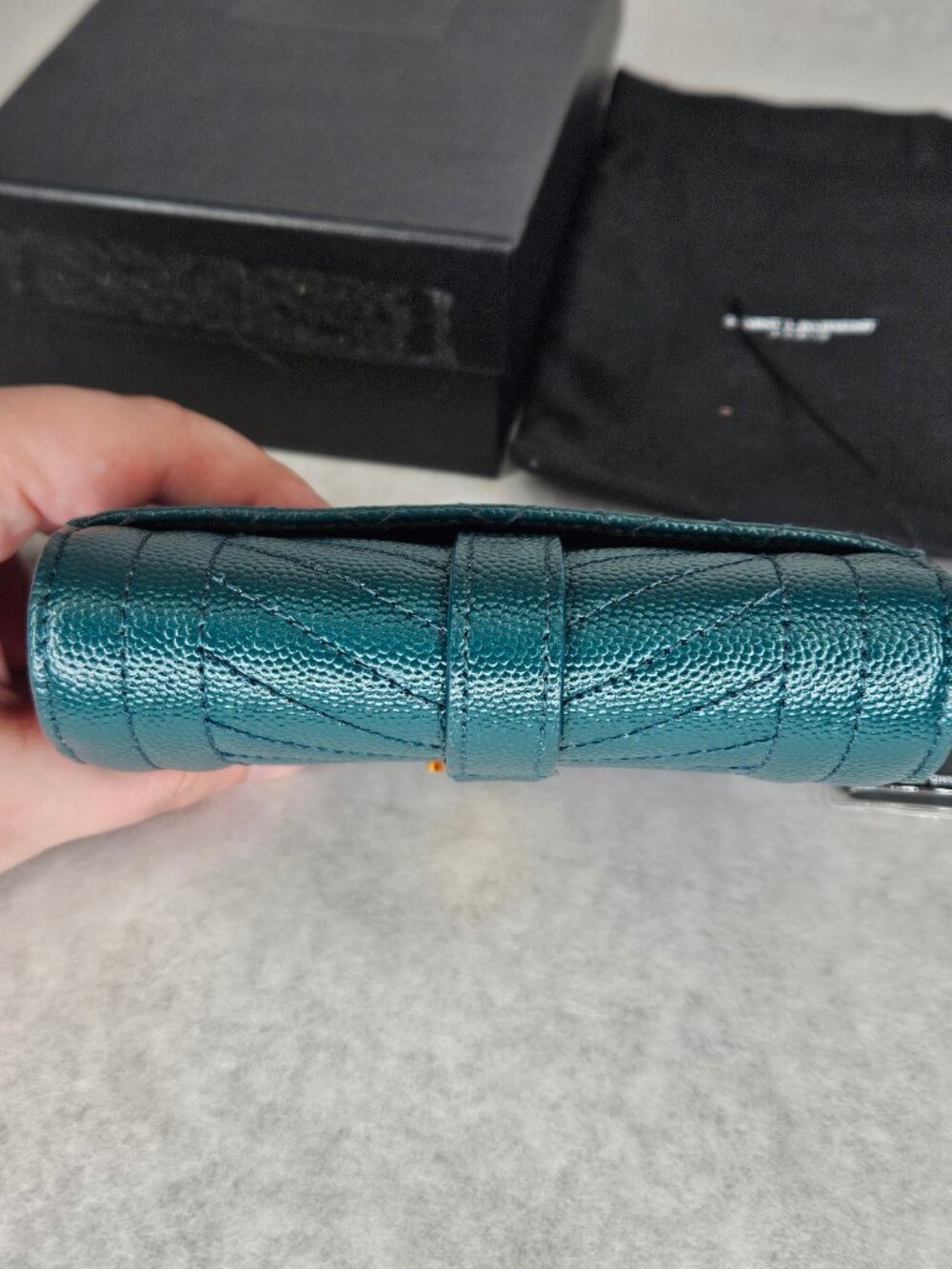 YSL Yves Saint Laurent Chevron Quilted Grain De Poudre Trifold Wallet - Picture 3 of 16